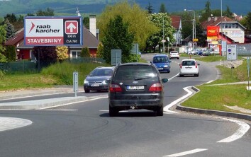 ul. ČSA, vjezd do města, MAKRO